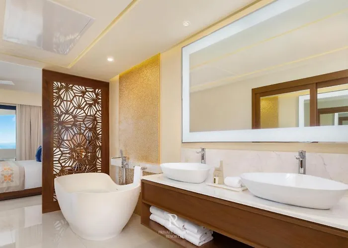 Resort One Bedroom Ocean View - La Valencia *
